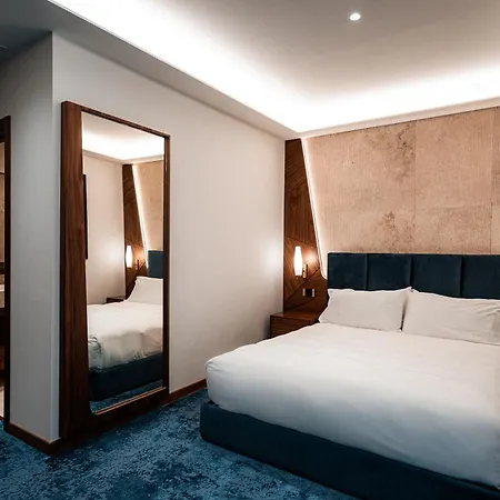 Via Veneto Hotel 4*